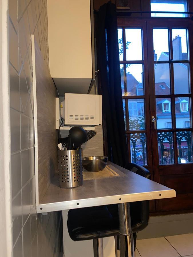 Ferienwohnung Emplacement Ideal : Studio Au Coeur De Dijon Disponible En Location Exterior foto